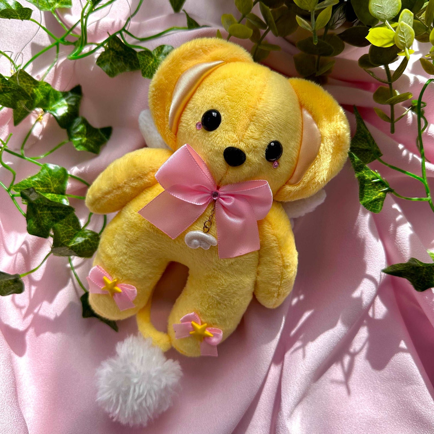 Peluche Kerobero Kero Sakura Cardcaptor avec pendentif aile et nœud rose