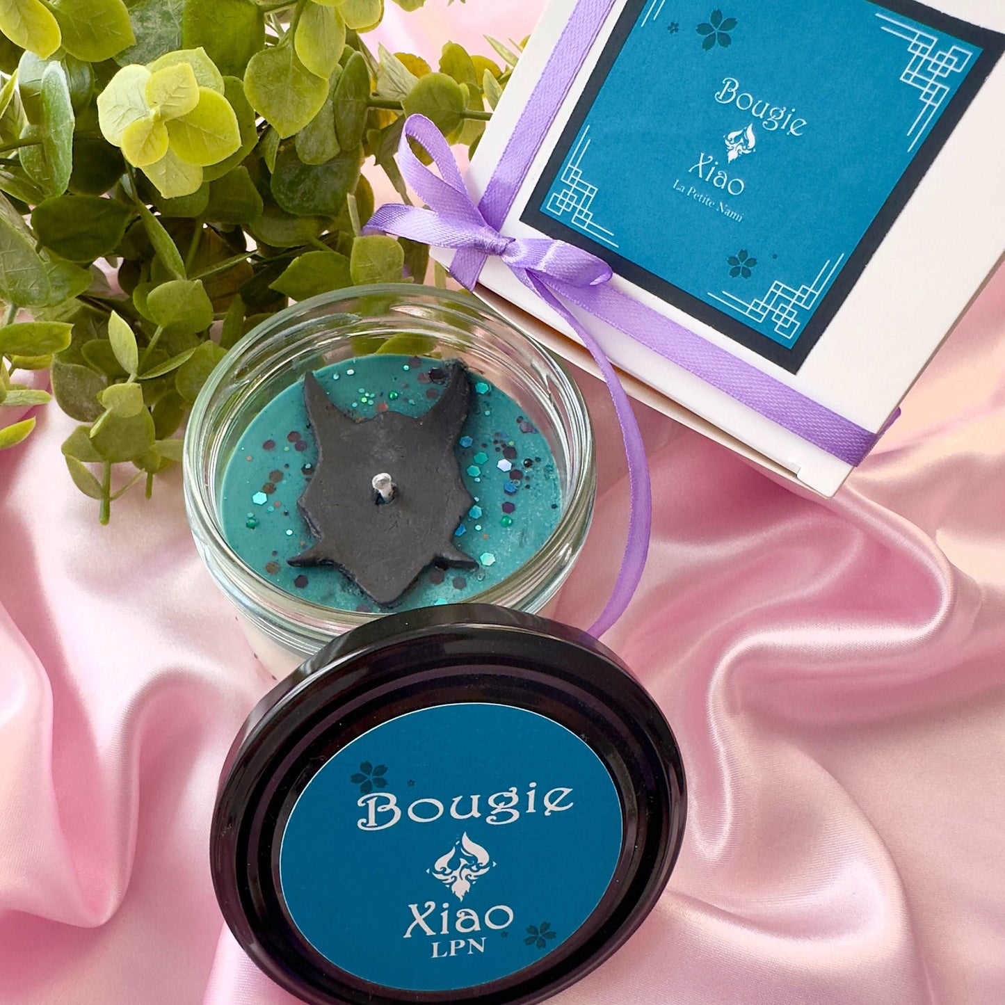 Bougie Xiao Genshin Impact vert avec masque de Oni en cire