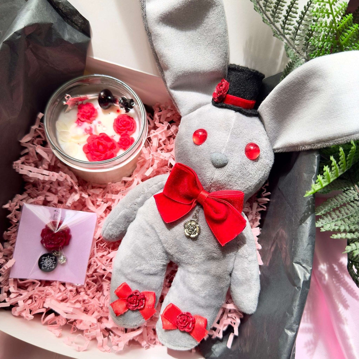 Box cadeau anime fan Vampire Knight avec peluche, bougie et magnet