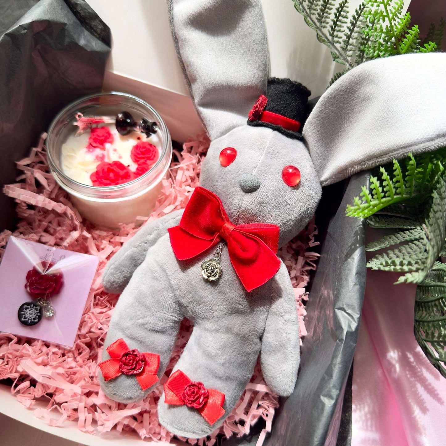 Box cadeau anime fan Vampire Knight avec peluche, bougie et magnet